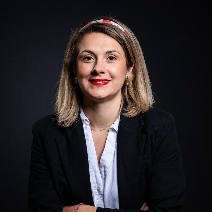 Charlène-carré-min