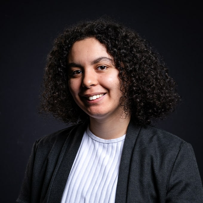 lina-carré-min